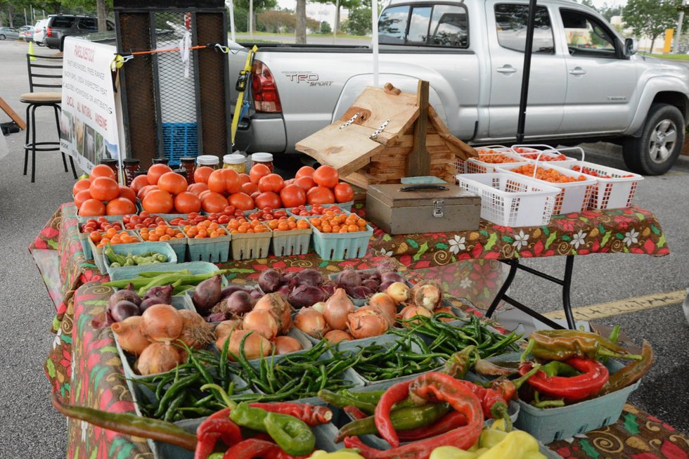 Urban Cookhouse Farmers Market offers fresh produce at The Summit